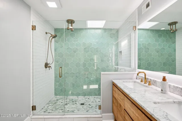 $5,500 | 248 11th Street, Atlantic Beach, FL 32233