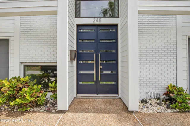 $5,500 | 248 11th Street, Atlantic Beach, FL 32233