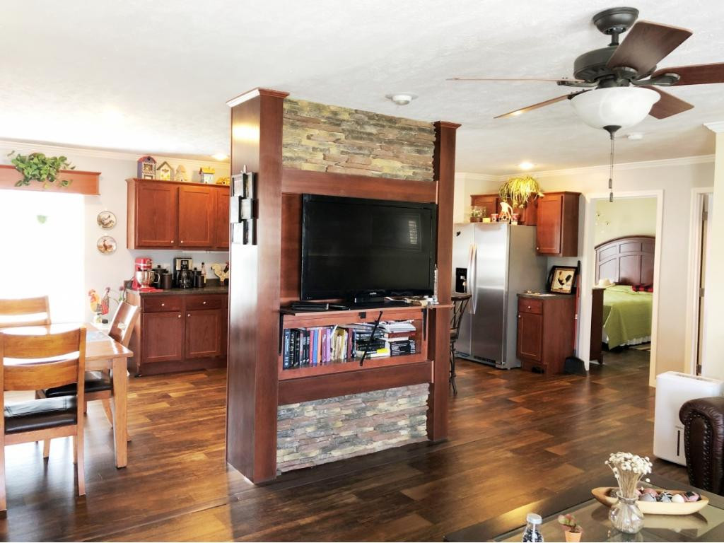 493 Upper Sand Valley Road Jonesborough, TN 37659 - Photo 8 of 36 Living Room View into Kitchen