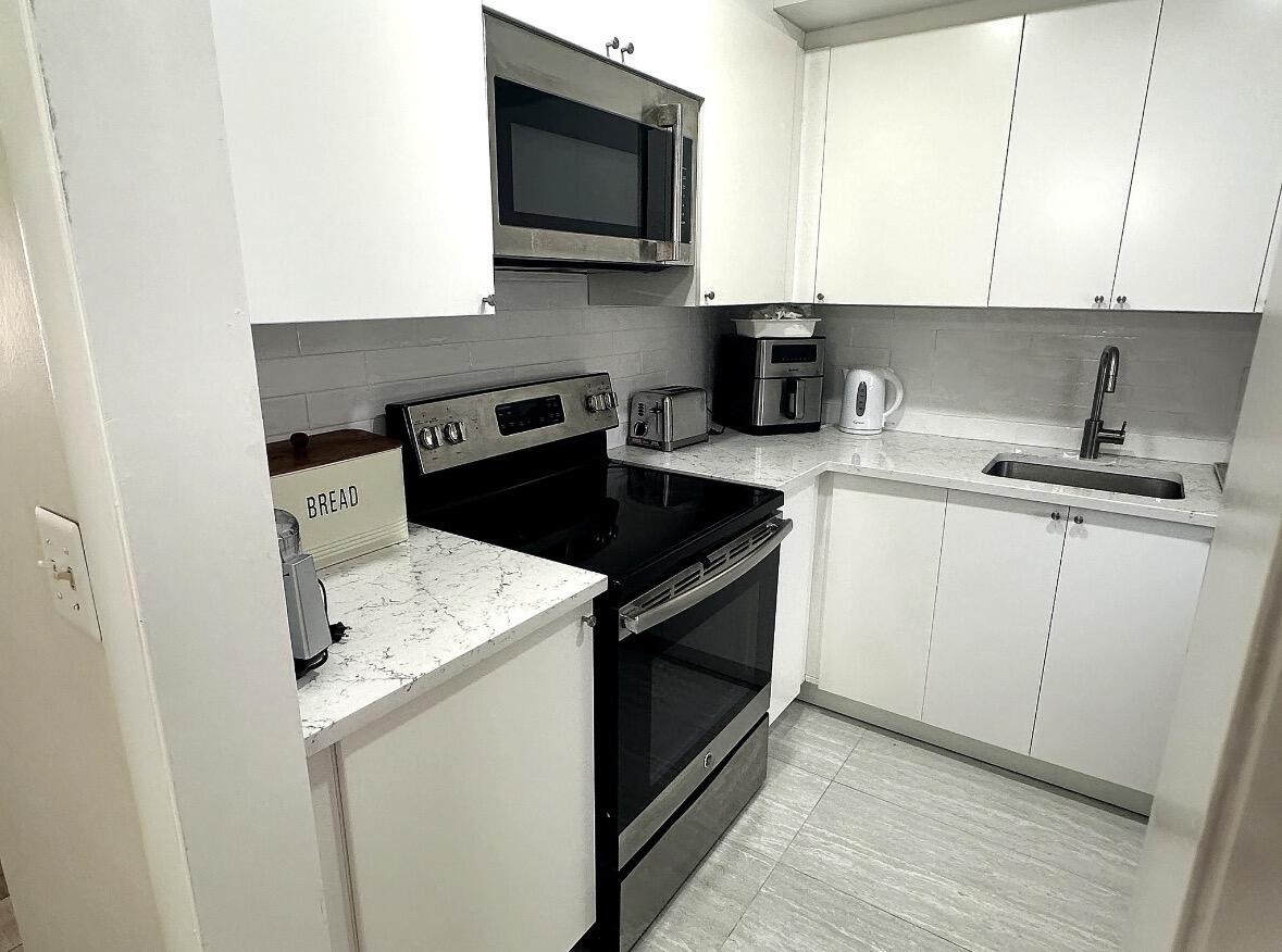 300 Northeast 20th Street, Unit 4100 Boca Raton, FL 33431 - Photo 3 of 9 image4