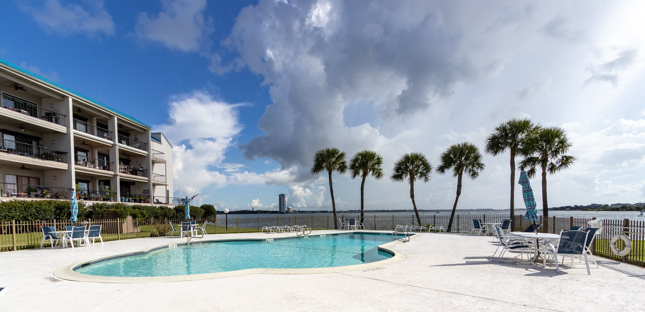 401 Lakeside Lane, Unit 111 Nassau Bay, TX 77058 - Photo 31 of 45