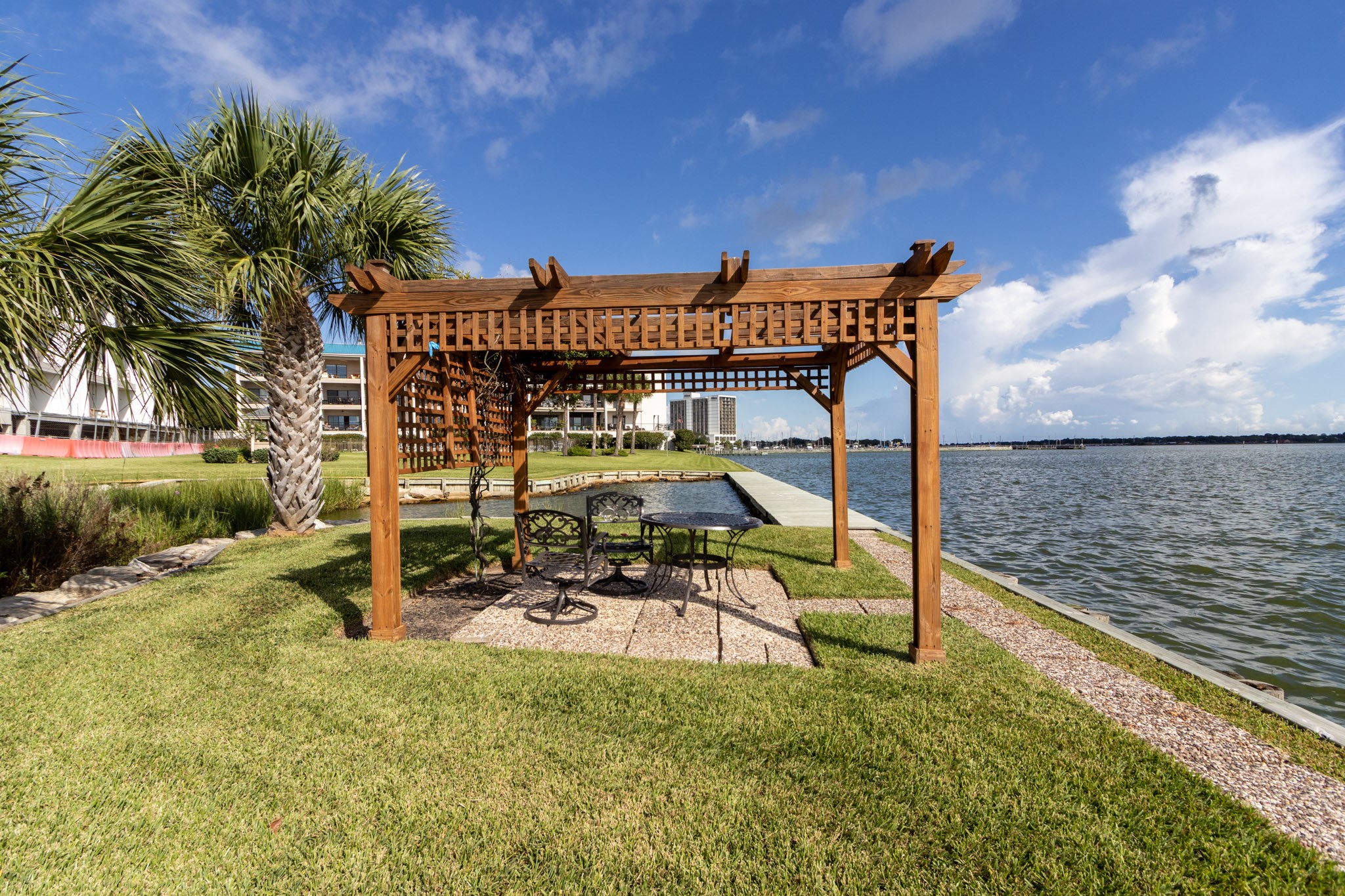 401 Lakeside Lane, Unit 111 Nassau Bay, TX 77058 - Photo 41 of 45