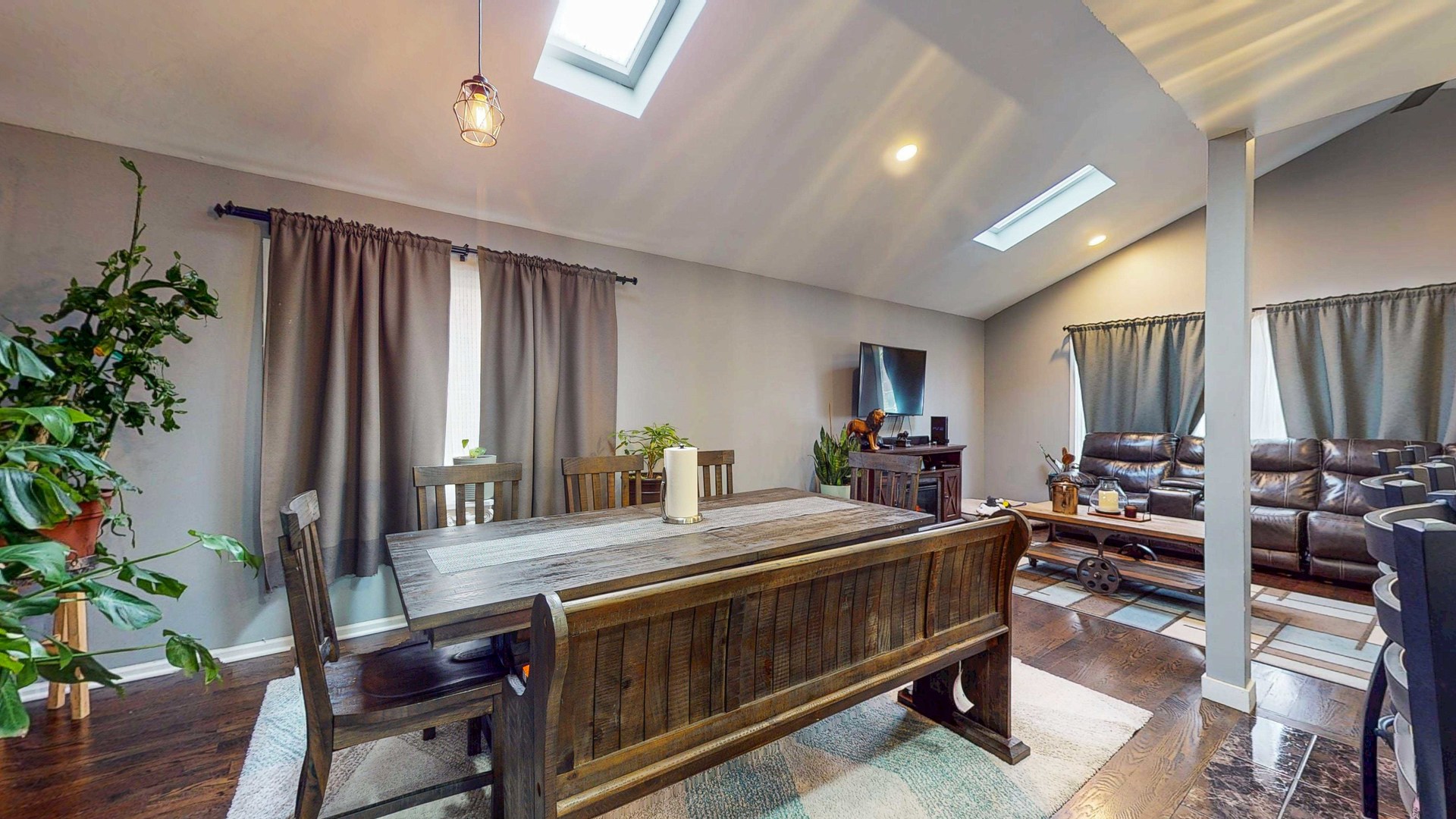 8129 45th Place Lyons, IL 60534 - Photo 18 of 45 a room with view of living room and furniture