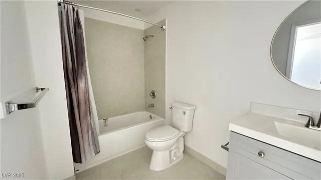 $2,200 | 5108 Greene Lane, Unit D, Las Vegas, NV 89119