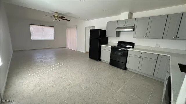 $2,200 | 5108 Greene Lane, Unit D, Las Vegas, NV 89119