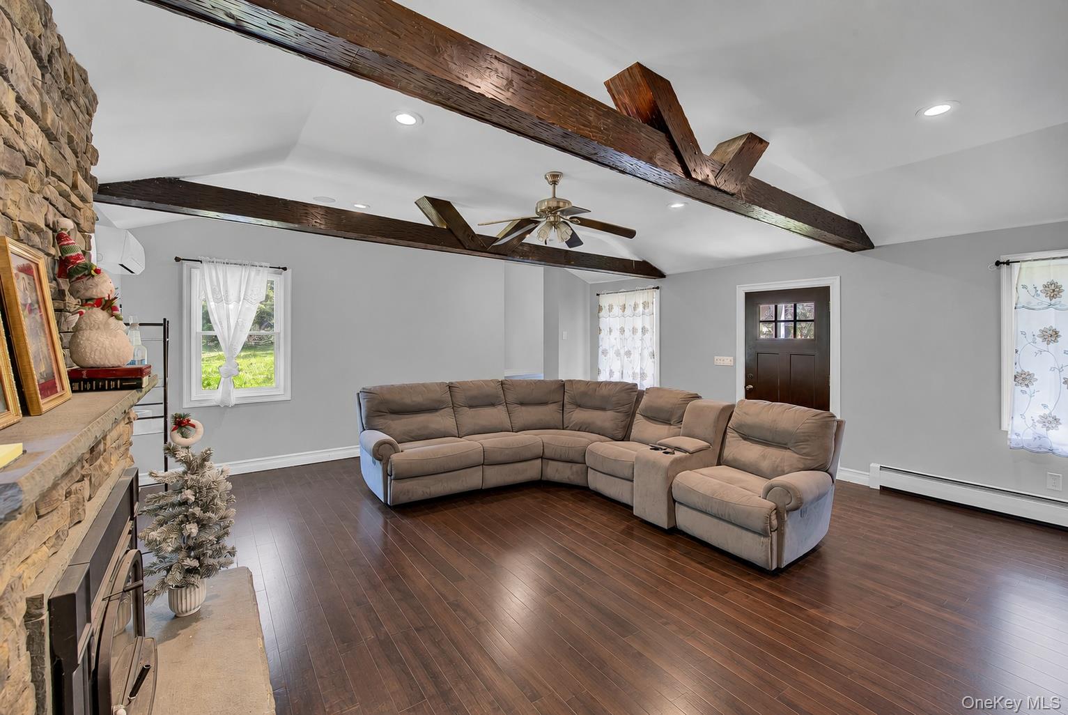 77 South Coleman Road Centereach, NY 11720 - Photo 5 of 28