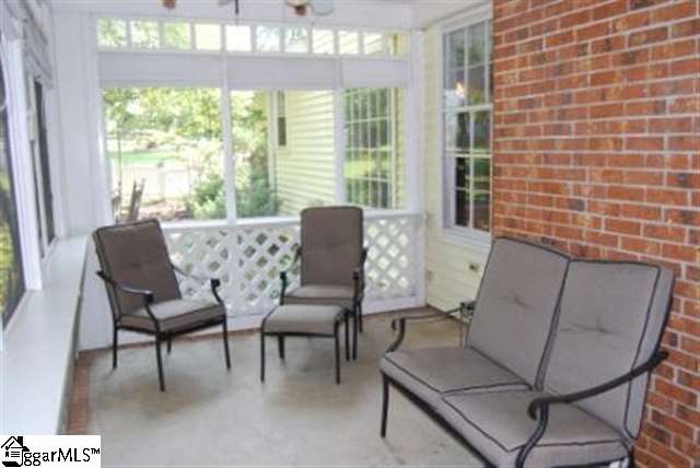 116 Pigeon Point Greenville, SC 29607 - Photo 16 of 20 Gallery Image 16