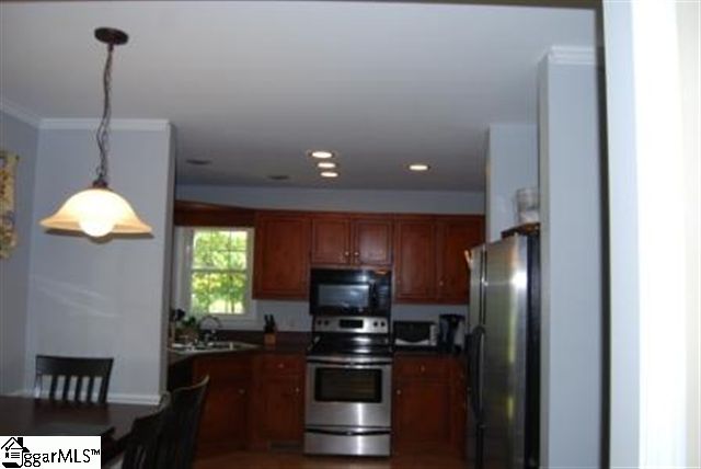 116 Pigeon Point Greenville, SC 29607 - Photo 5 of 20 Gallery Image 5