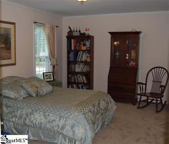 116 Pigeon Point Greenville, SC 29607 - Photo 9 of 20 Gallery Image 9