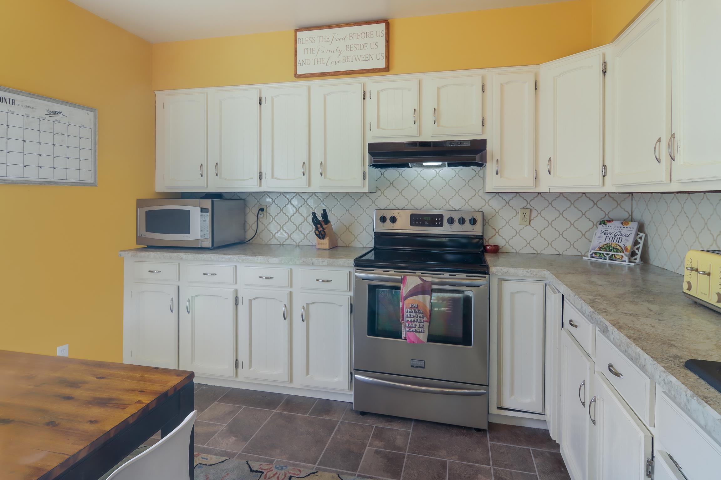 10555 Center Road Traverse City, MI 49686 - Photo 26 of 47 1949927-5731b1cc-9f7d-41c6-a5e5-d6b3ffc891f7.JPG