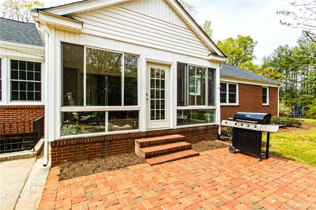 2001 East Maiden Road Maiden, NC 28650 - Photo 3 of 24 Gallery Image 3