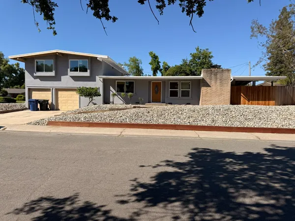 $570,000 | 4945 Patric Way, Carmichael, CA 95608