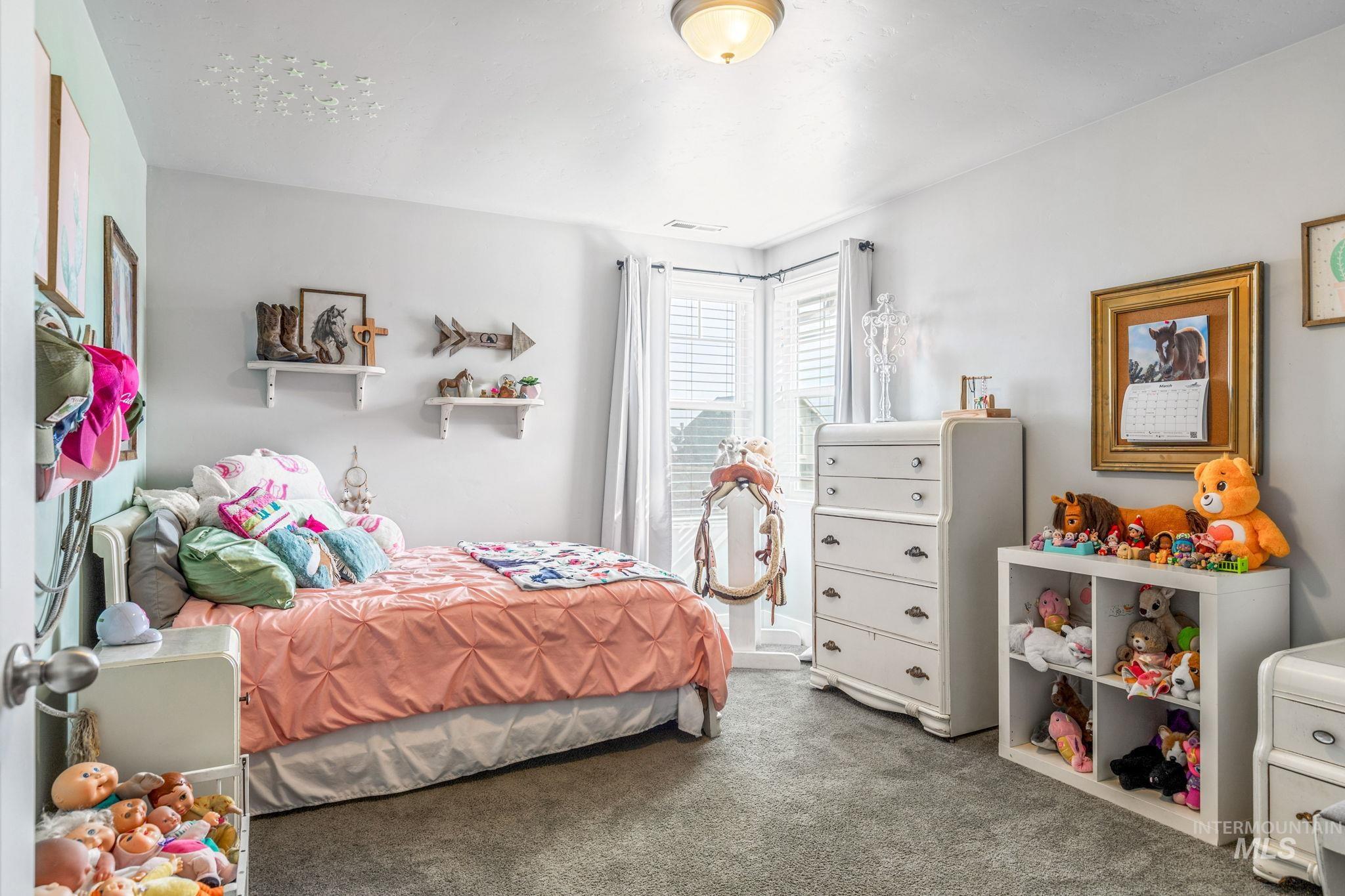 1127 Overland Trail Street Middleton, ID 83644 - Photo 19 of 24 Large Bedroom with carpet