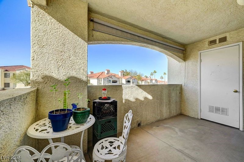698 South Racetrack Road, Unit 1621 Henderson, NV 89015 - Photo 26 of 33 View of patio / terrace