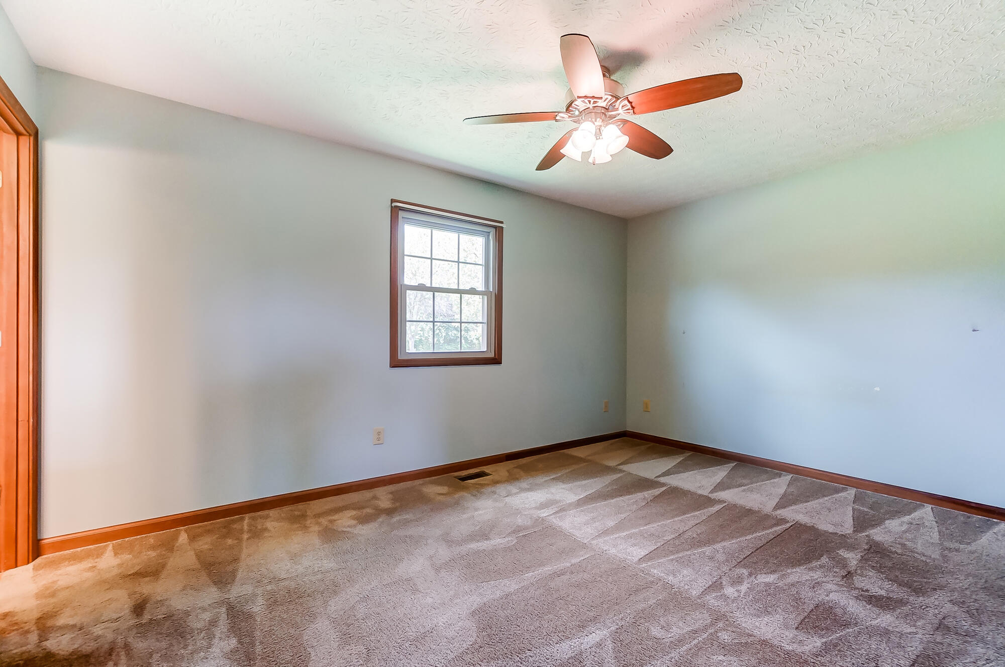 6995 Old Clifton Road Springfield, OH 45502 - Photo 24 of 45