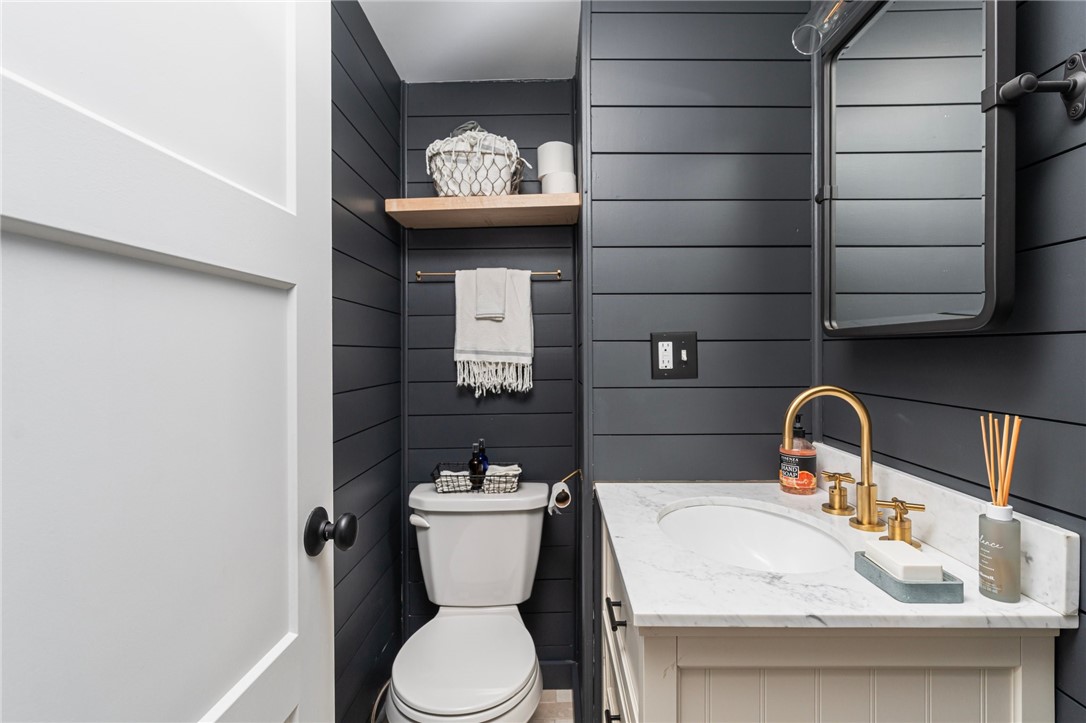 15 Old Post Road Westerly, RI 02891 - Photo 27 of 35 Second floor half bath