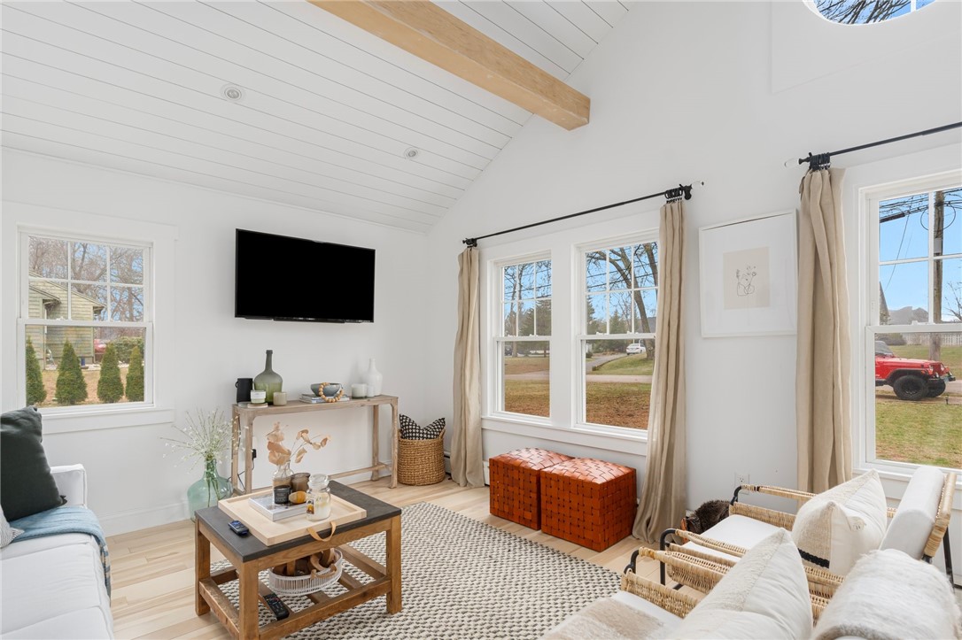 15 Old Post Road Westerly, RI 02891 - Photo 7 of 35