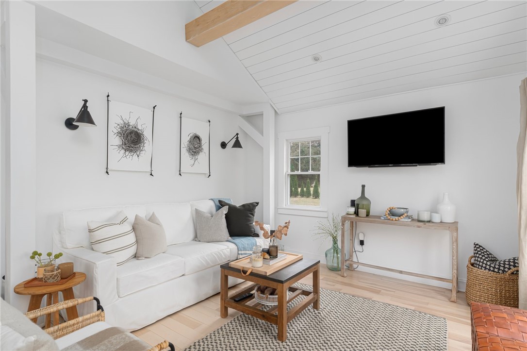 15 Old Post Road Westerly, RI 02891 - Photo 9 of 35