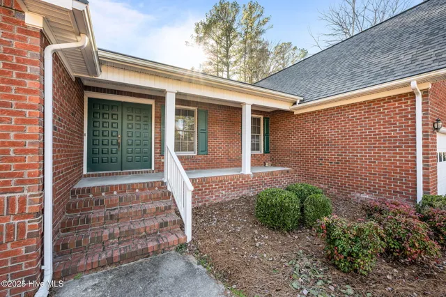 $2,000 | 122 St Andrews Circle, New Bern, NC 28562