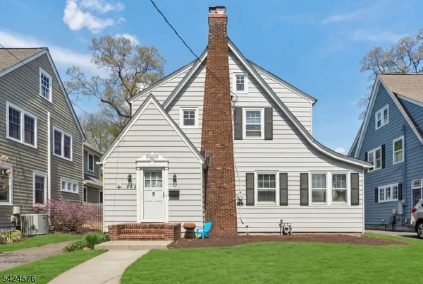$925,000 | 582 Sherwood Parkway, Westfield, NJ 07090