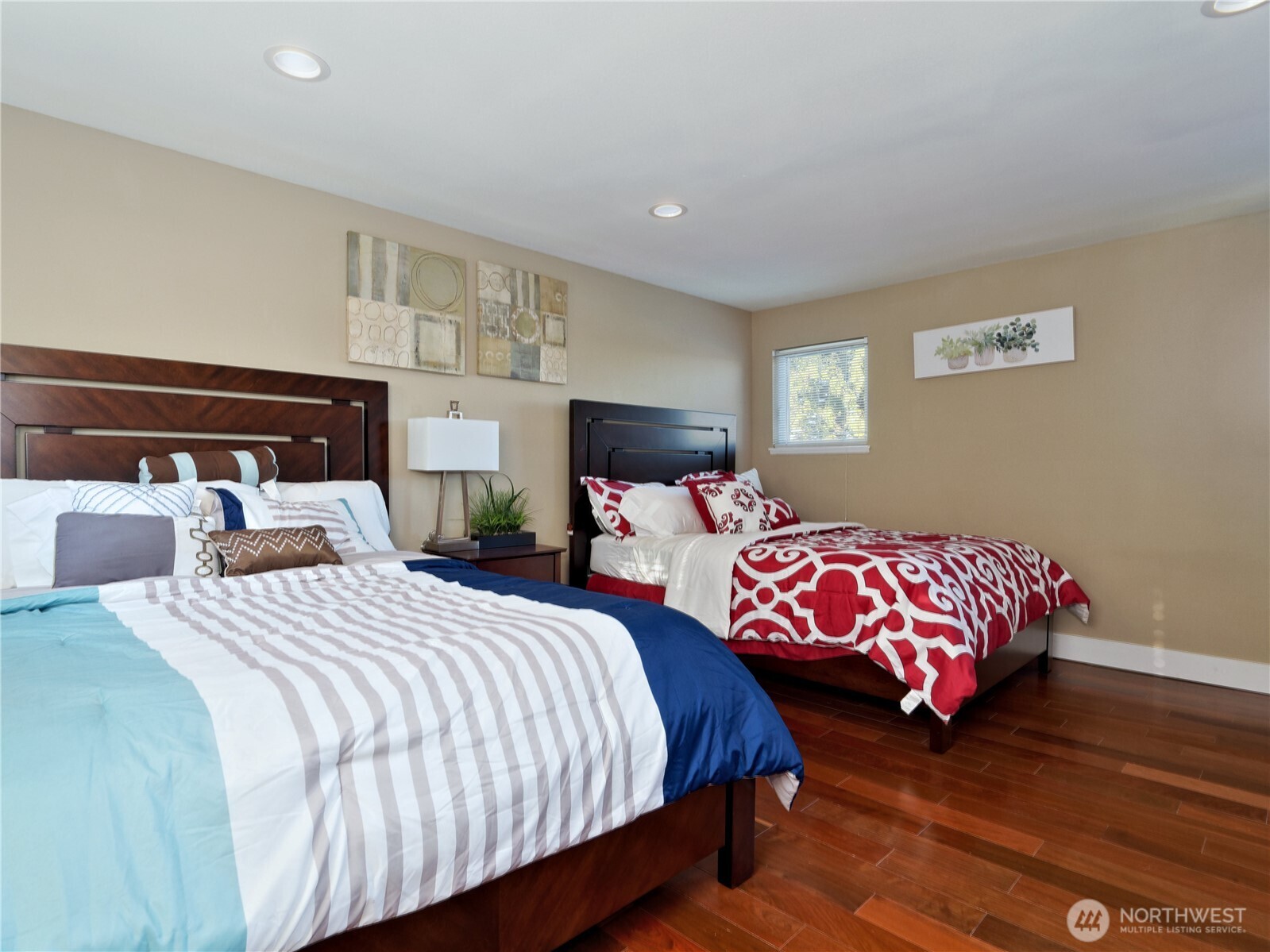7809 South Sunnycrest Road Seattle, WA 98178 - Photo 9 of 21