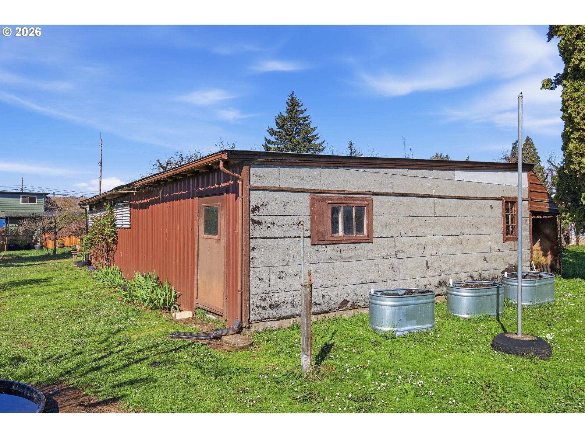 2915 Game Farm Road Springfield, OR 97477 - Photo 31 of 34