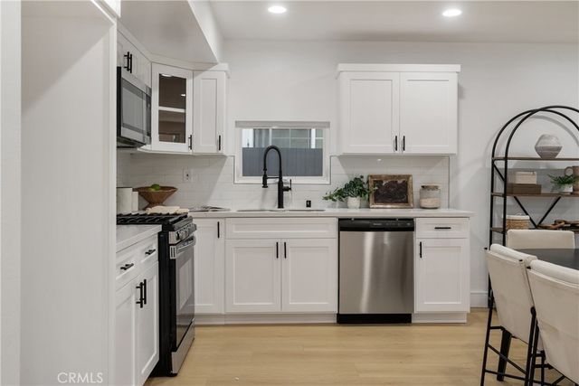 $1,695,000 | 2706 Cochran Avenue, Los Angeles, CA 90016