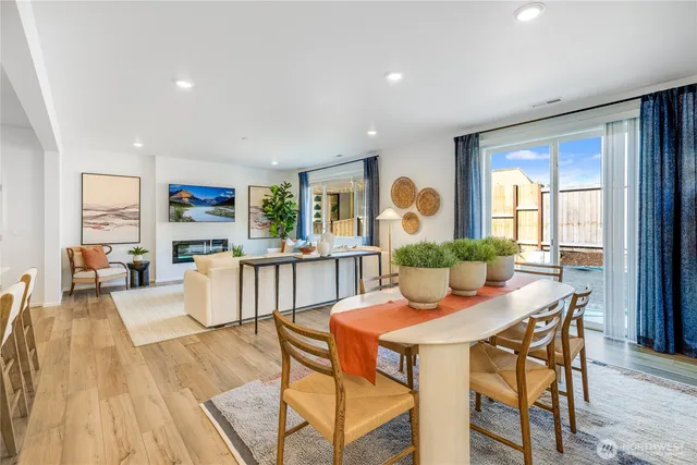 $1,019,000 | 13556 200 Avenue Southeast, Monroe, WA 98272