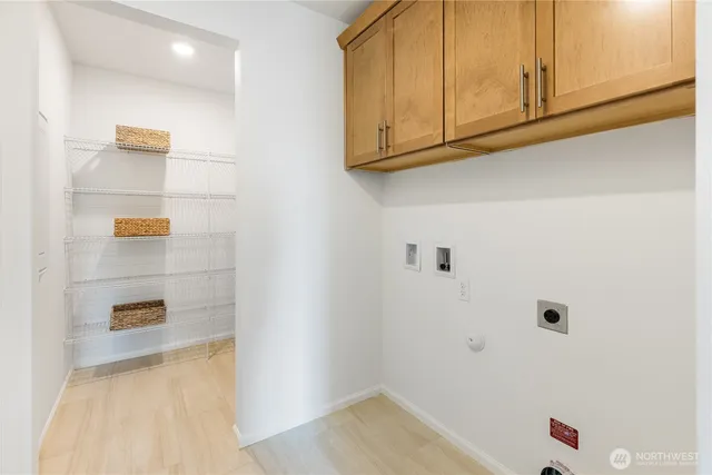 $1,019,000 | 13556 200 Avenue Southeast, Monroe, WA 98272