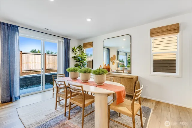 $1,019,000 | 13556 200 Avenue Southeast, Monroe, WA 98272