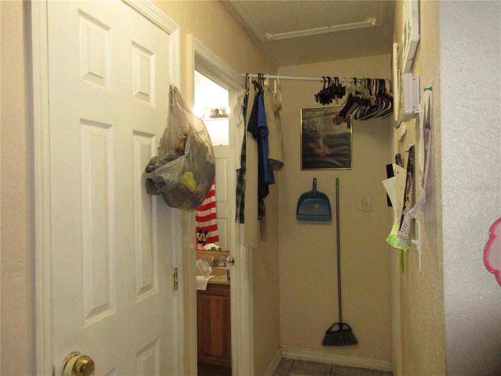 1050 Captiva Point Lakeland, FL 33801 - Photo 12 of 25