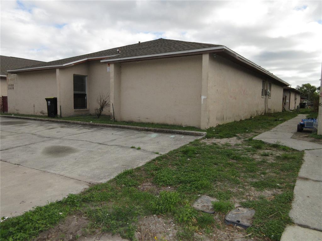 1050 Captiva Point Lakeland, FL 33801 - Photo 2 of 25