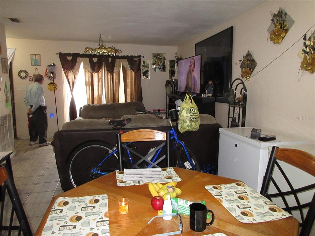 1050 Captiva Point Lakeland, FL 33801 - Photo 7 of 25