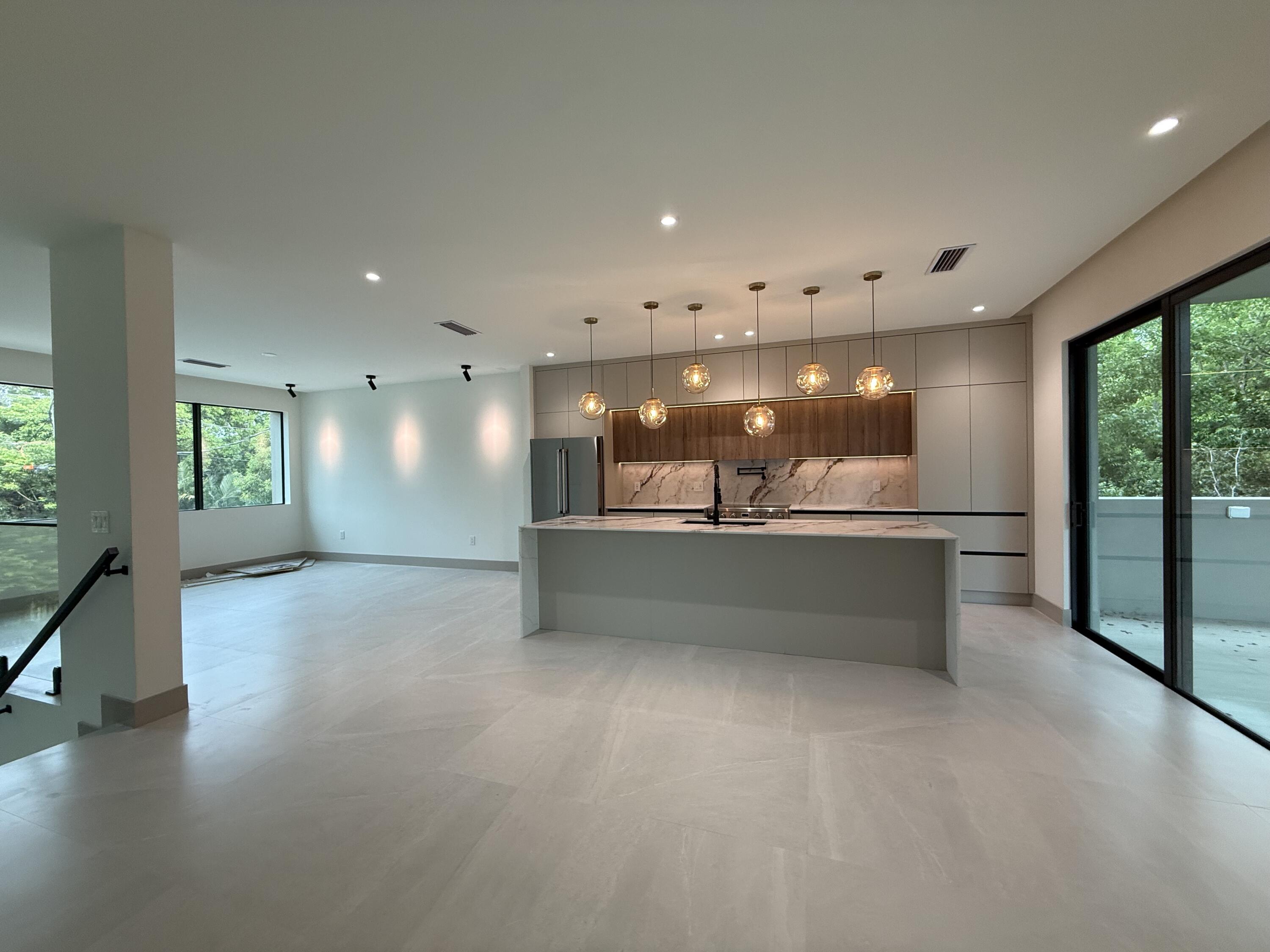 109 Point Pleasant Drive Key Largo, FL 33037 - Photo 15 of 58 KITCHEN
