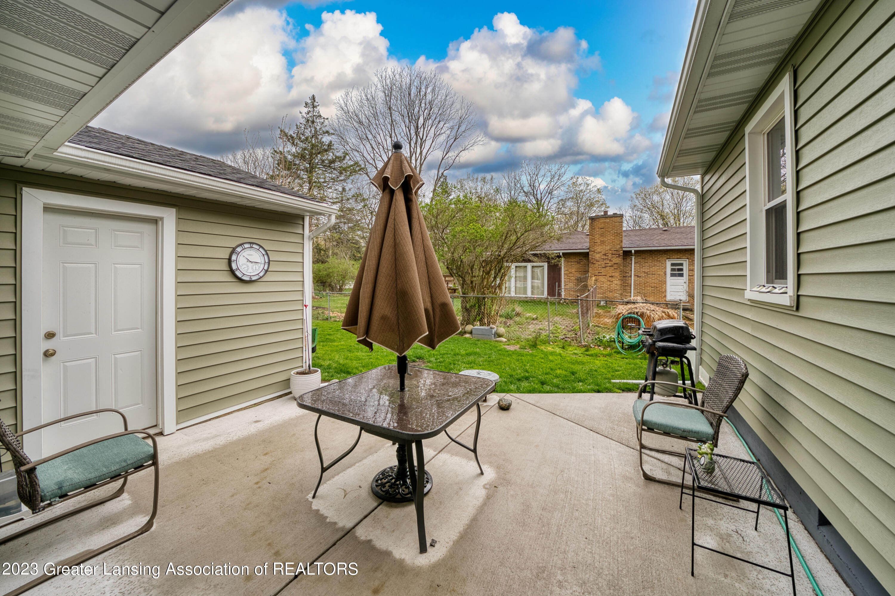 4405 Old Lansing Road Lansing, MI 48917 - Photo 16 of 42 Back Patio