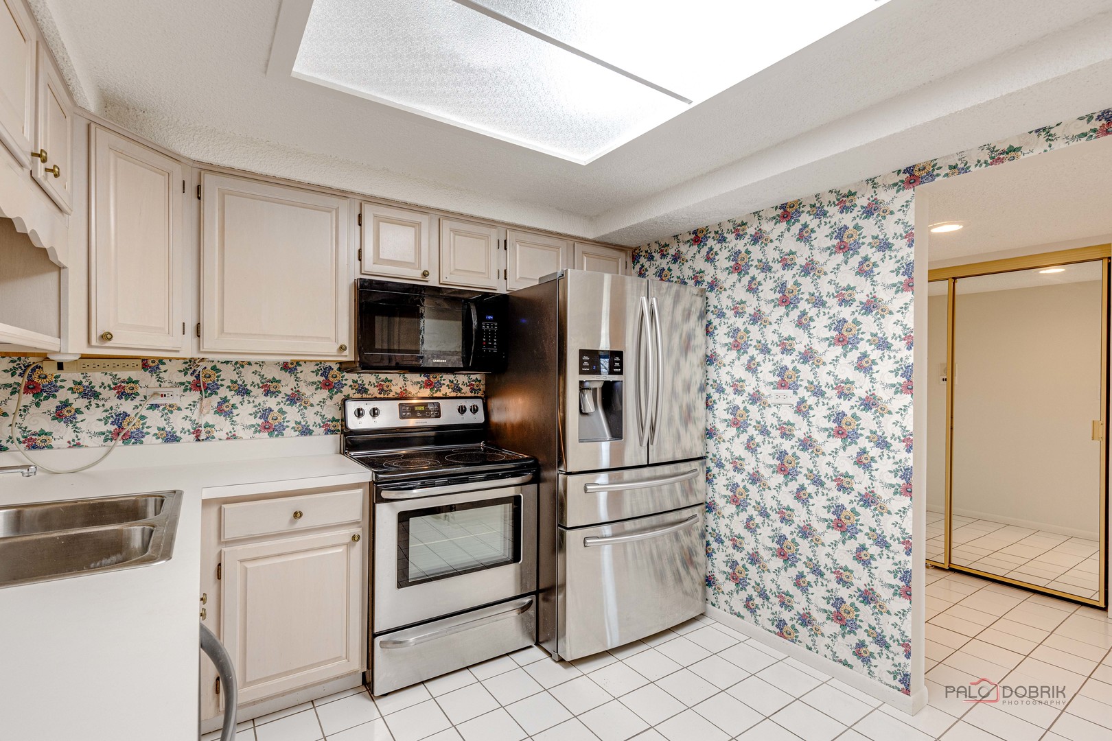 690 Chandler Road, Unit 304 Gurnee, IL 60031 - Photo 18 of 35 Gallery Image 18