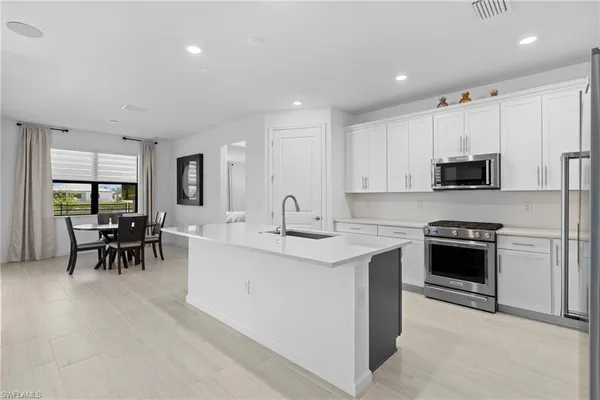 $3,750 | 1854 Amador Court, Naples, FL 34120