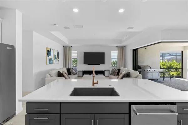 $3,750 | 1854 Amador Court, Naples, FL 34120