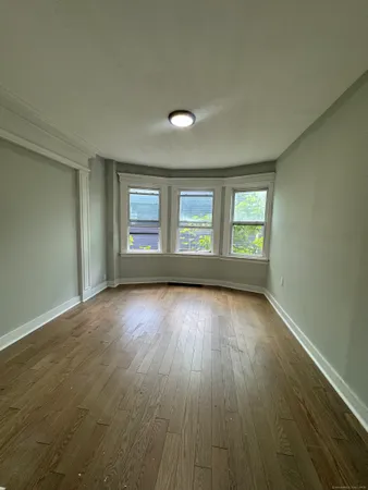 $2,400 | 648 Ferry Street, Unit 3, New Haven, CT 06513