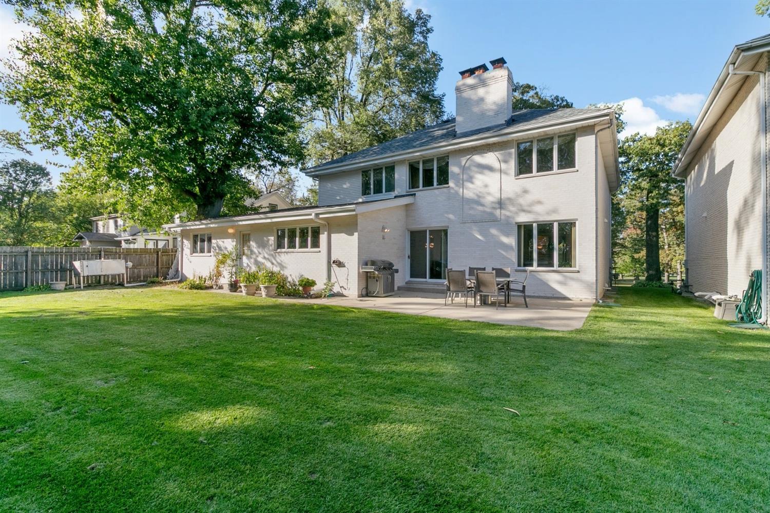 2100 Ridge Road Highland, IN 46322 - Photo 27 of 31 1500x999