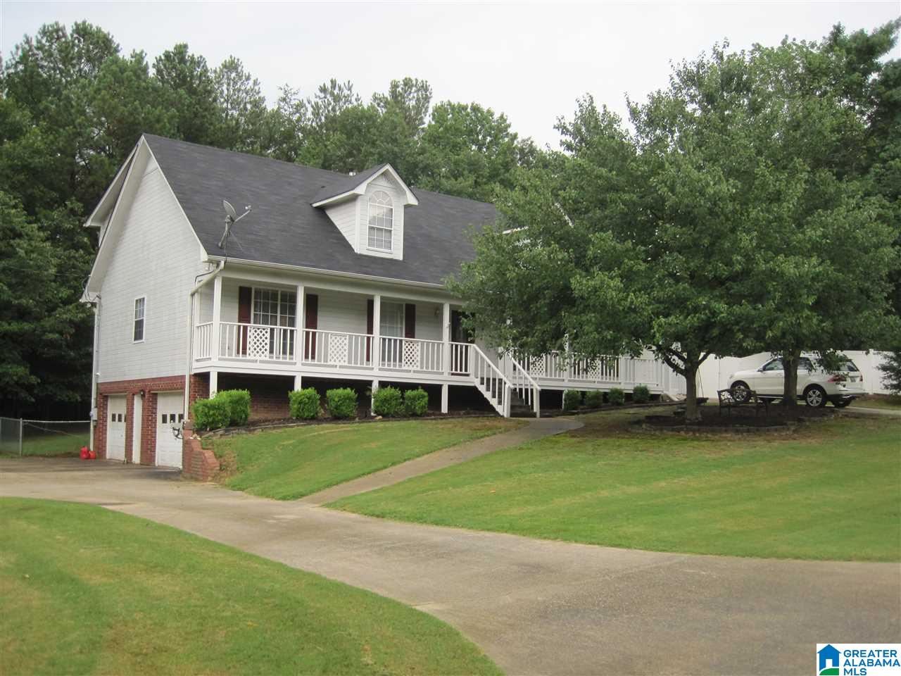 8705 Timber Lane Kimberly, AL 35091 - Photo 3 of 32