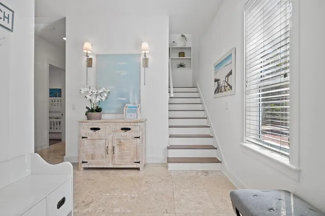 a view of entryway with chandelier