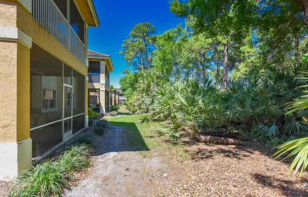 $289,000 | 8383 Mulligan Circle, Unit 4612, Port St. Lucie, FL 34986