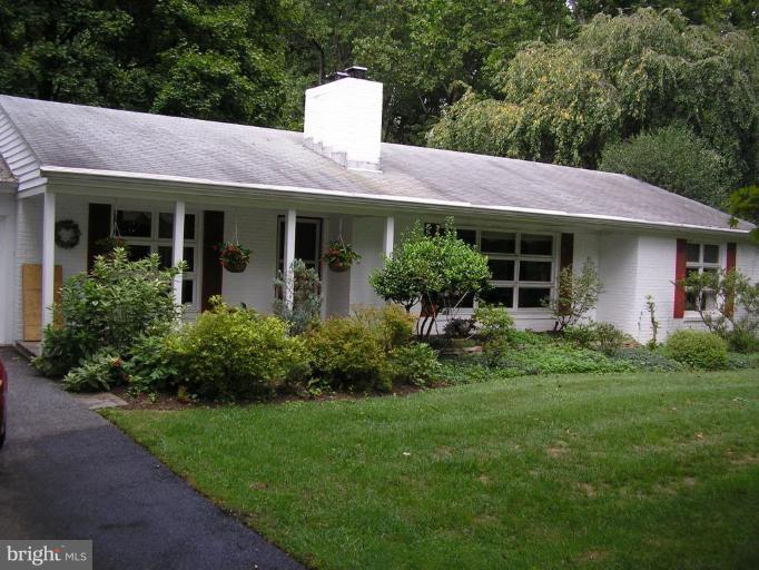 2002 Indian Head Road Towson, MD 21204 - Photo 1 of 21 Exterior (Main)