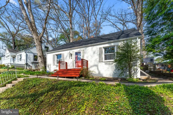 $3,100 | 10628 South Dunmoor Drive, Silver Spring, MD 20901