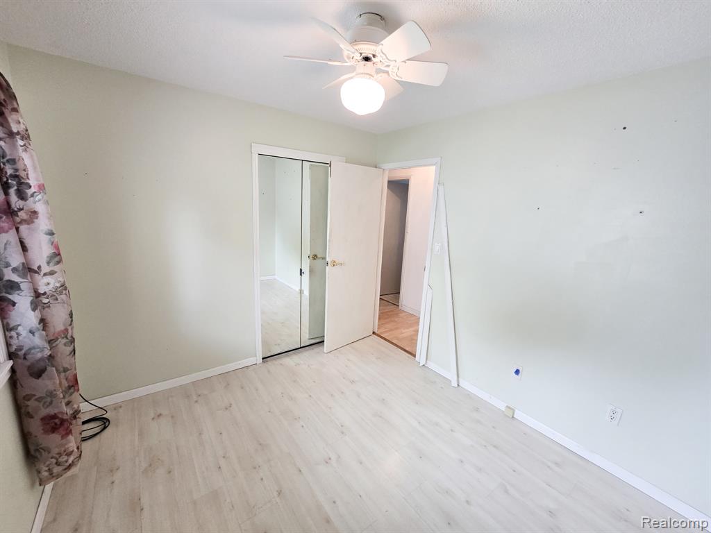 12929 Matthews Street Carleton, MI 48117 - Photo 37 of 64