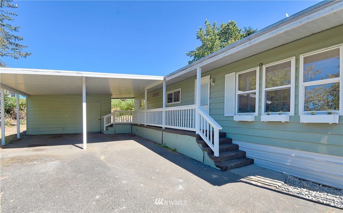12702 Northeast 190th Street Bothell, WA 98011 - Photo 2 of 32