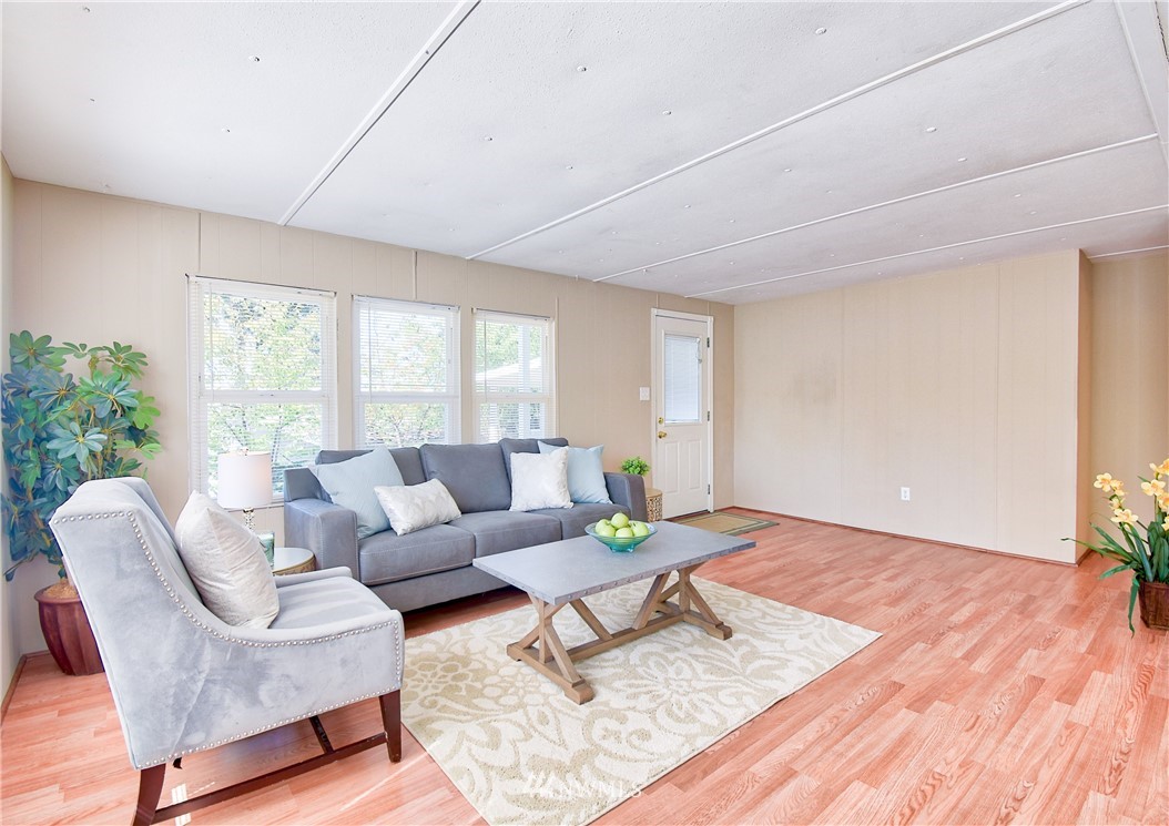 12702 Northeast 190th Street Bothell, WA 98011 - Photo 12 of 32