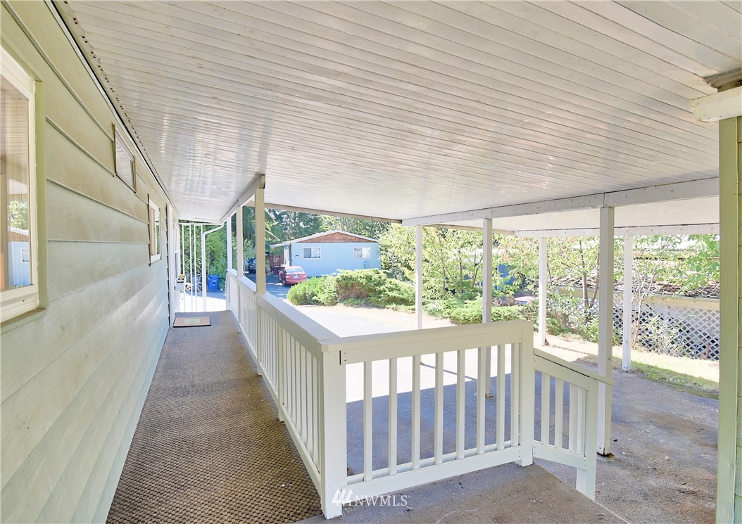 12702 Northeast 190th Street Bothell, WA 98011 - Photo 28 of 32