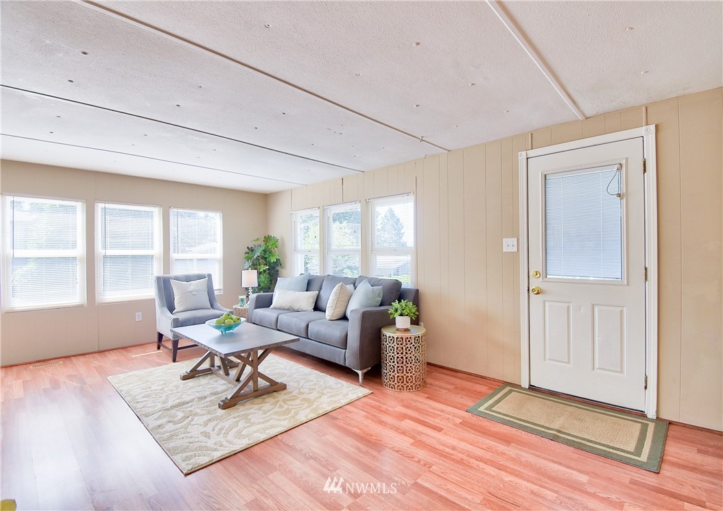 12702 Northeast 190th Street Bothell, WA 98011 - Photo 4 of 32